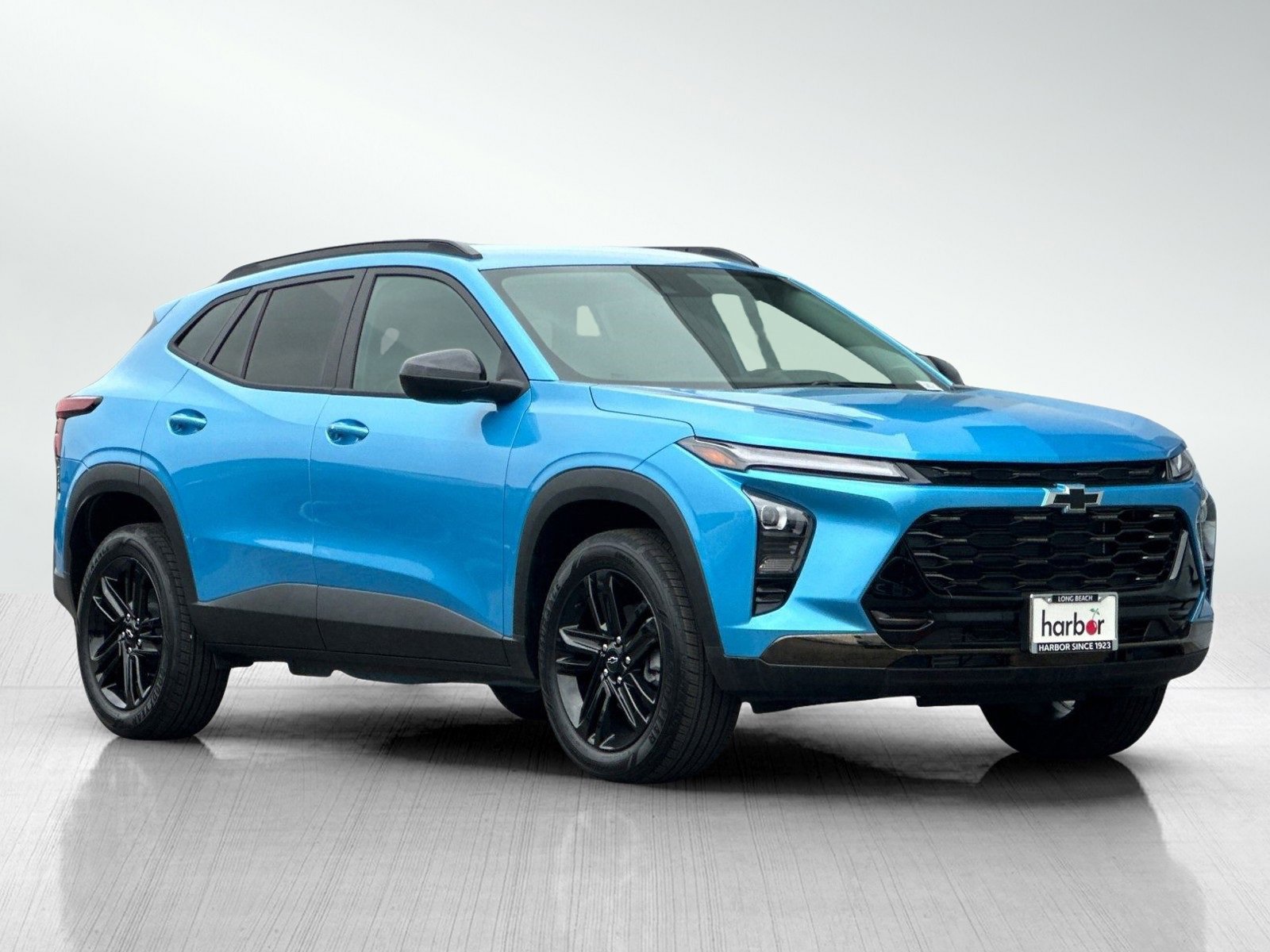2025 Chevrolet Trax ACTIV photo 2