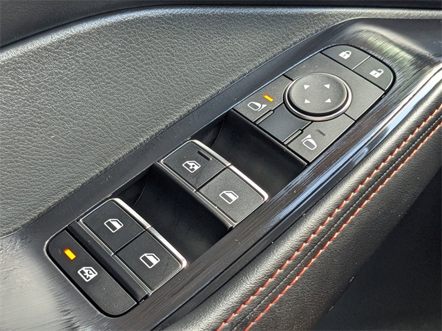 2025 Nissan Rogue SV photo 23
