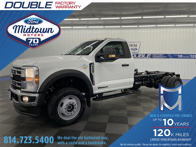 2026 Ford F-450 Super Duty Chassis Cab XLT's photo