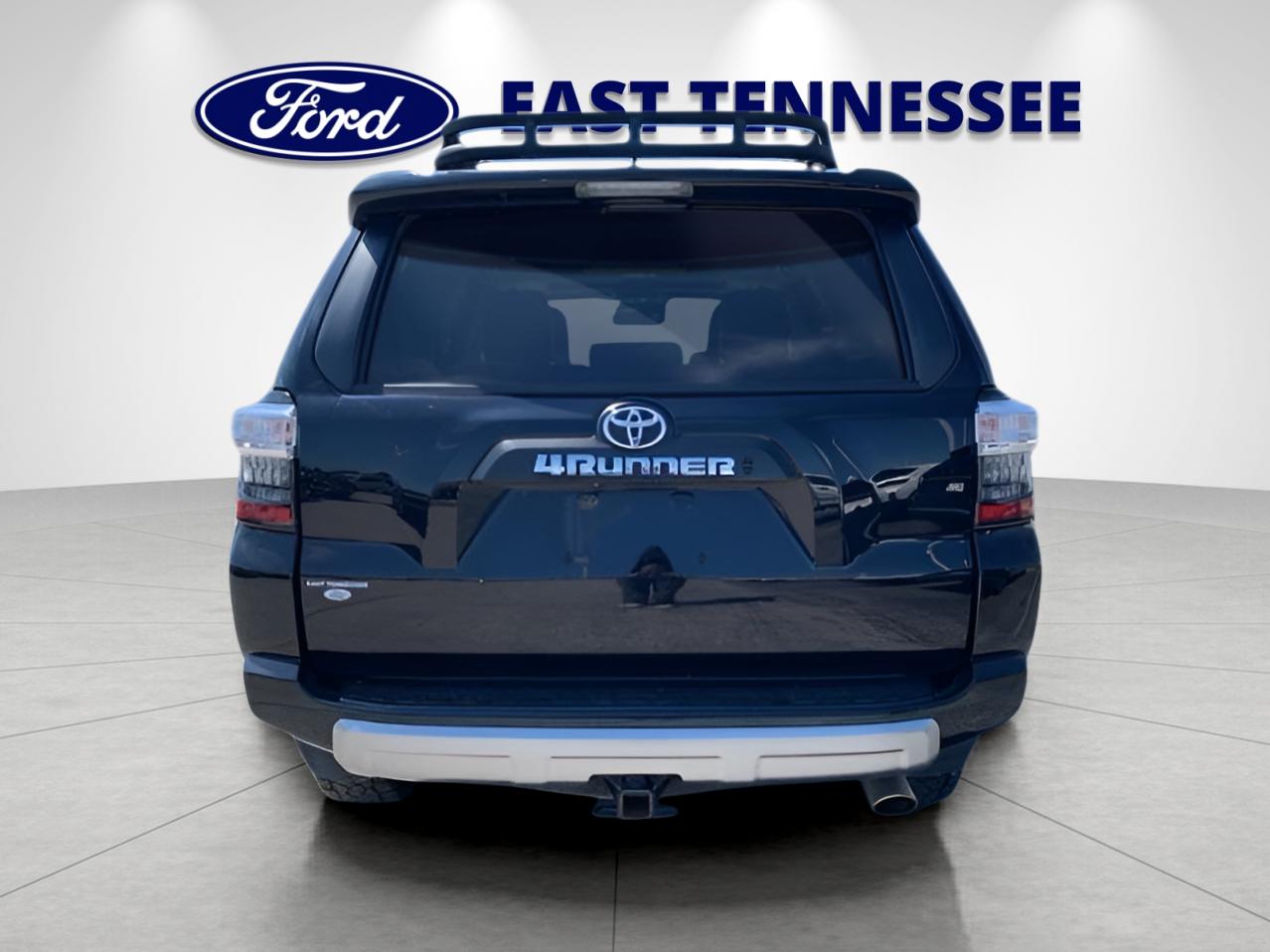 2022 Toyota 4Runner TRD Off-Road Premium photo 4