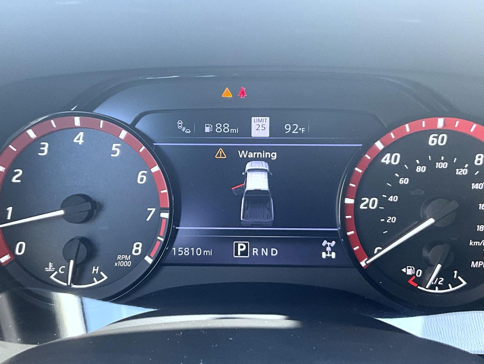 2023 Nissan Frontier PRO-4X photo 12