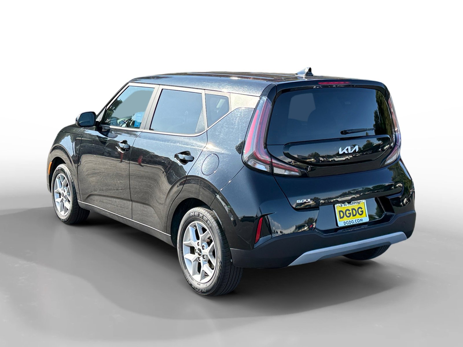 2023 Kia Soul LX photo 3