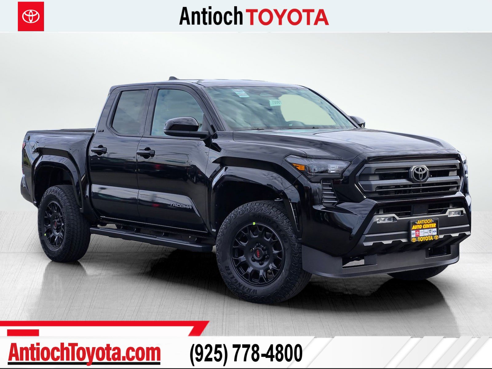 2026 Toyota Tacoma SR5's photo