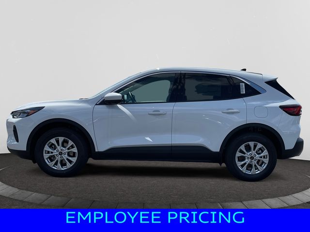 2024 Ford Escape Active photo 2