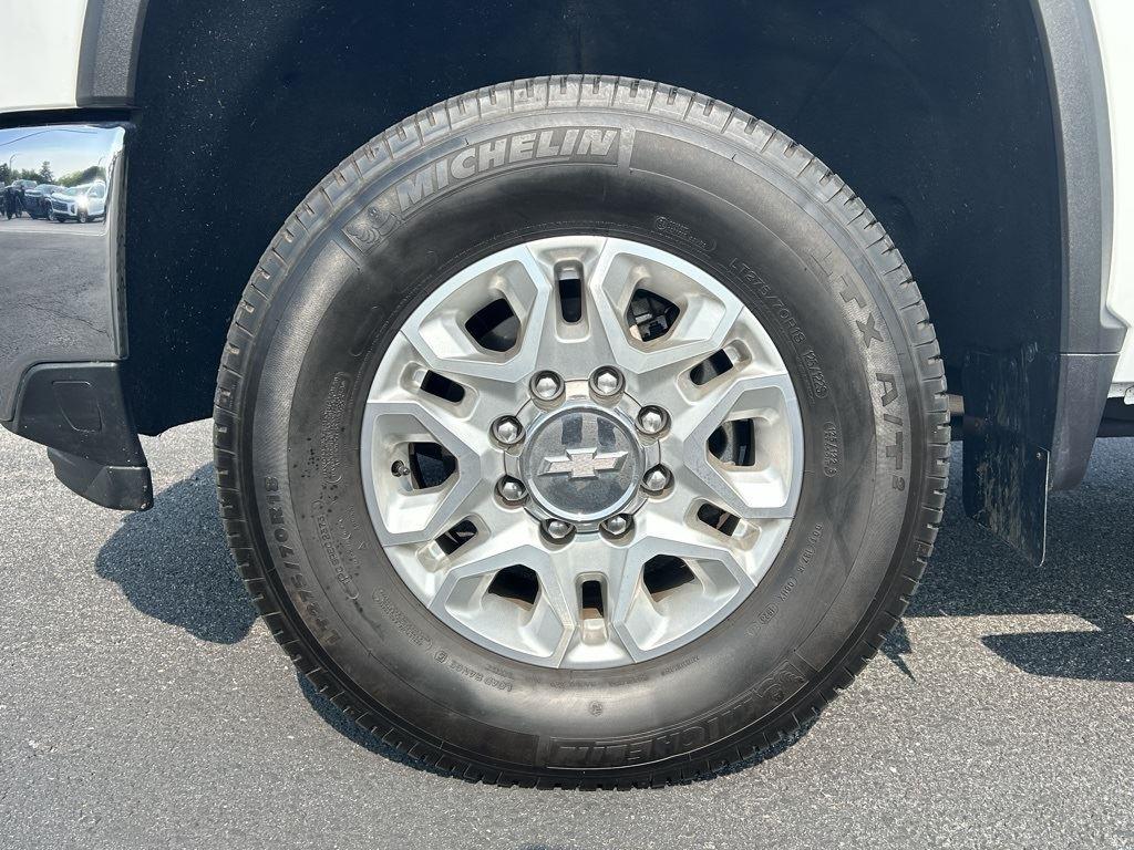 2024 Chevrolet Silverado 2500HD LTZ photo 6