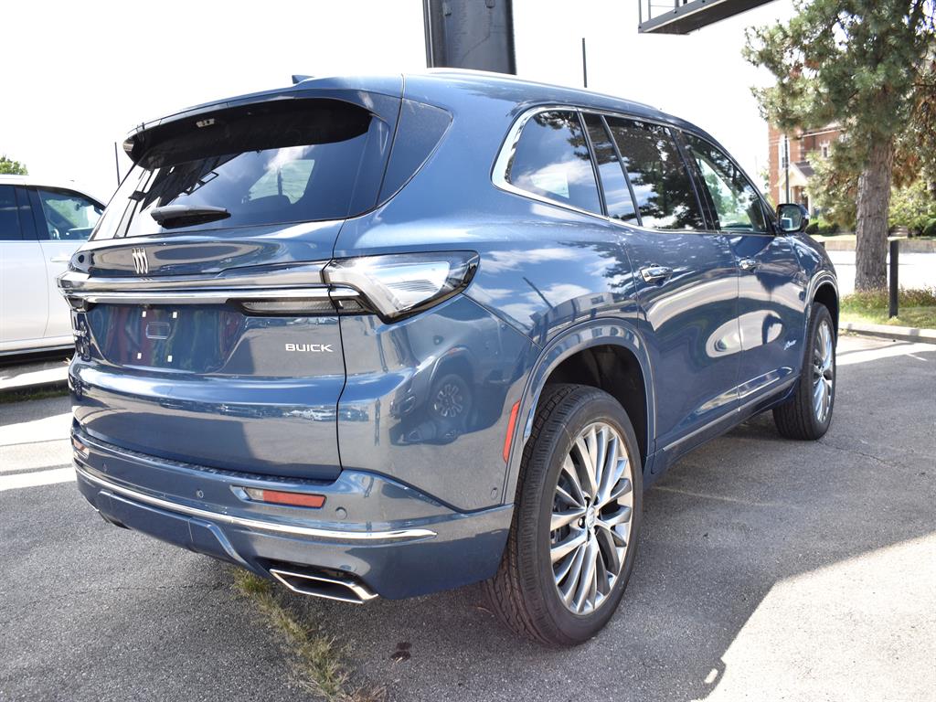 2026 Buick Enclave Avenir photo 8