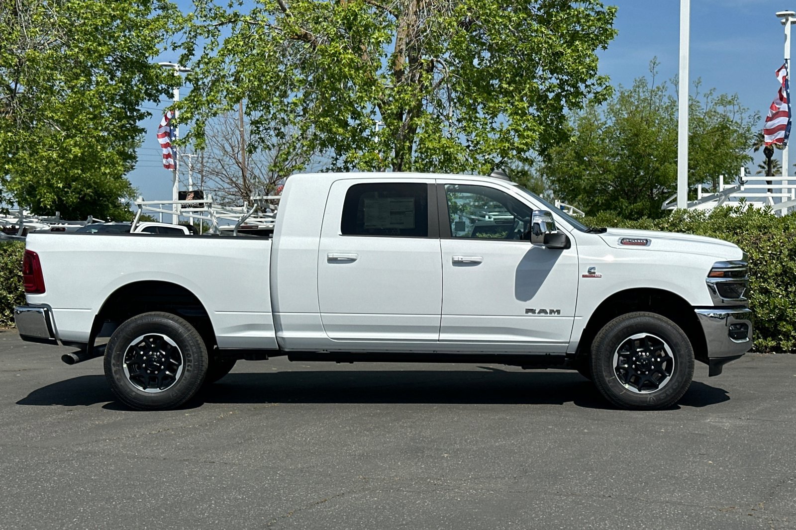 2025 Ram 2500 Laramie photo 3