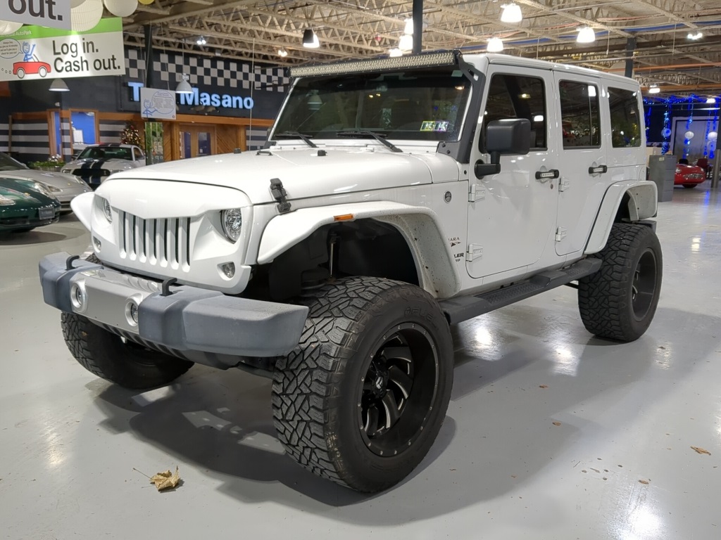 2017 Jeep Wrangler Unlimited Sahara's photo