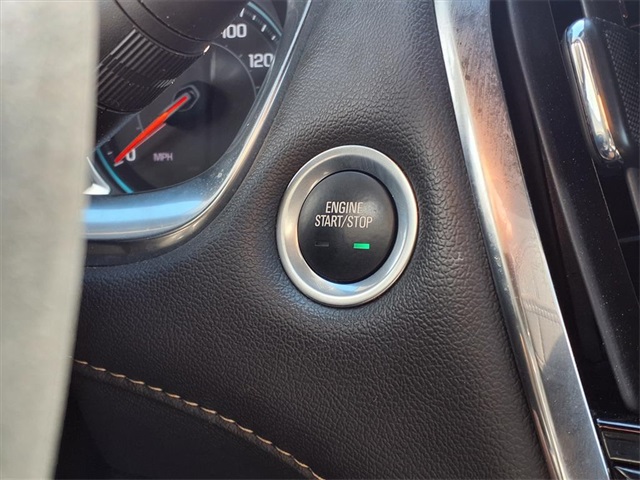 2023 Chevrolet Traverse Leather photo 9