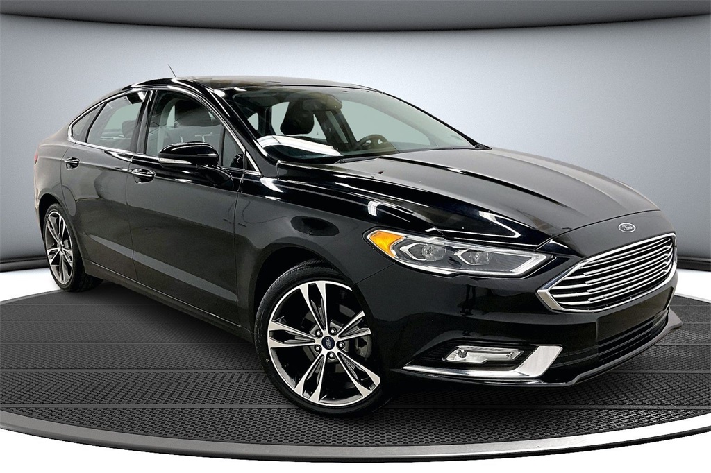 2017 Ford Fusion Titanium's photo