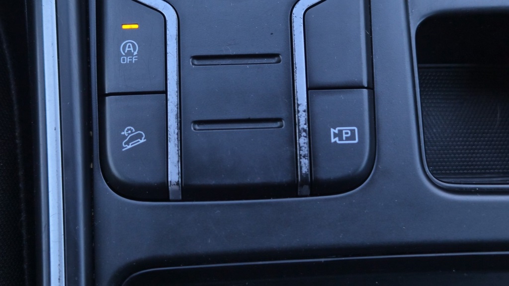 2023 Kia Sorento LX photo 26