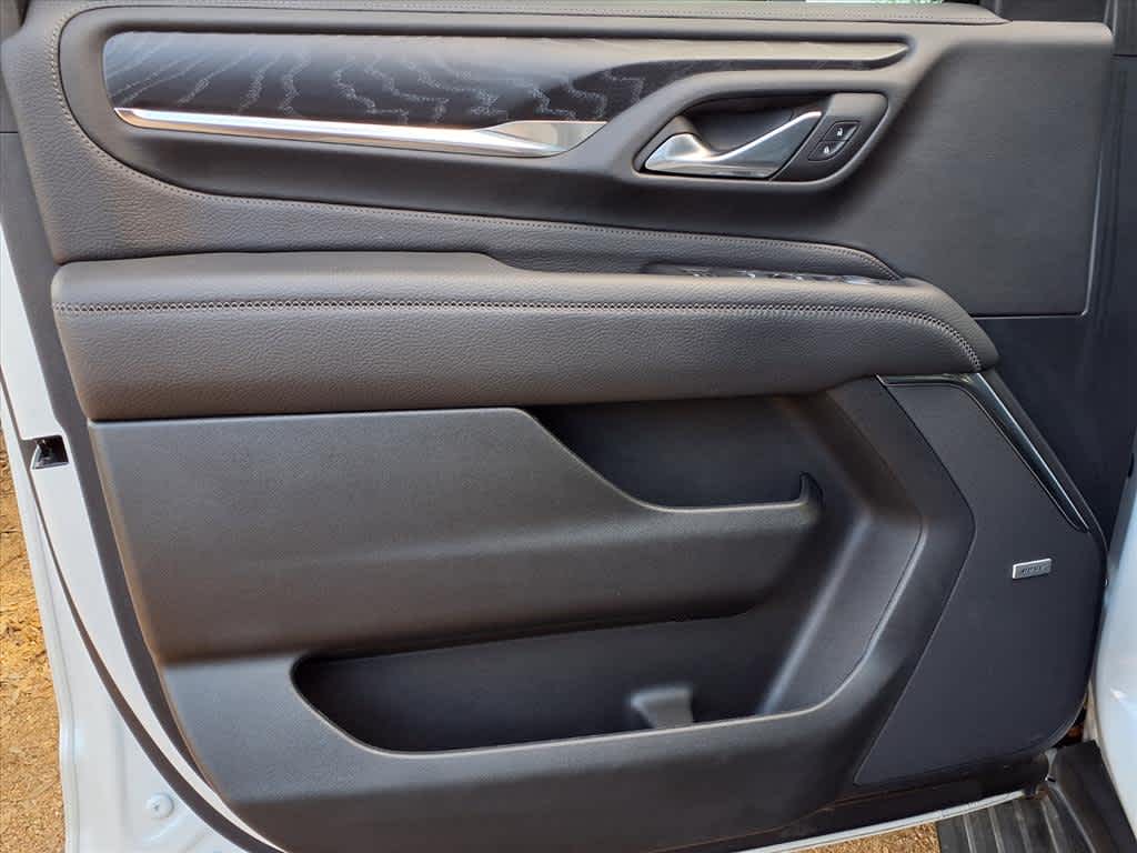 2024 Gmc Yukon Denali photo 17