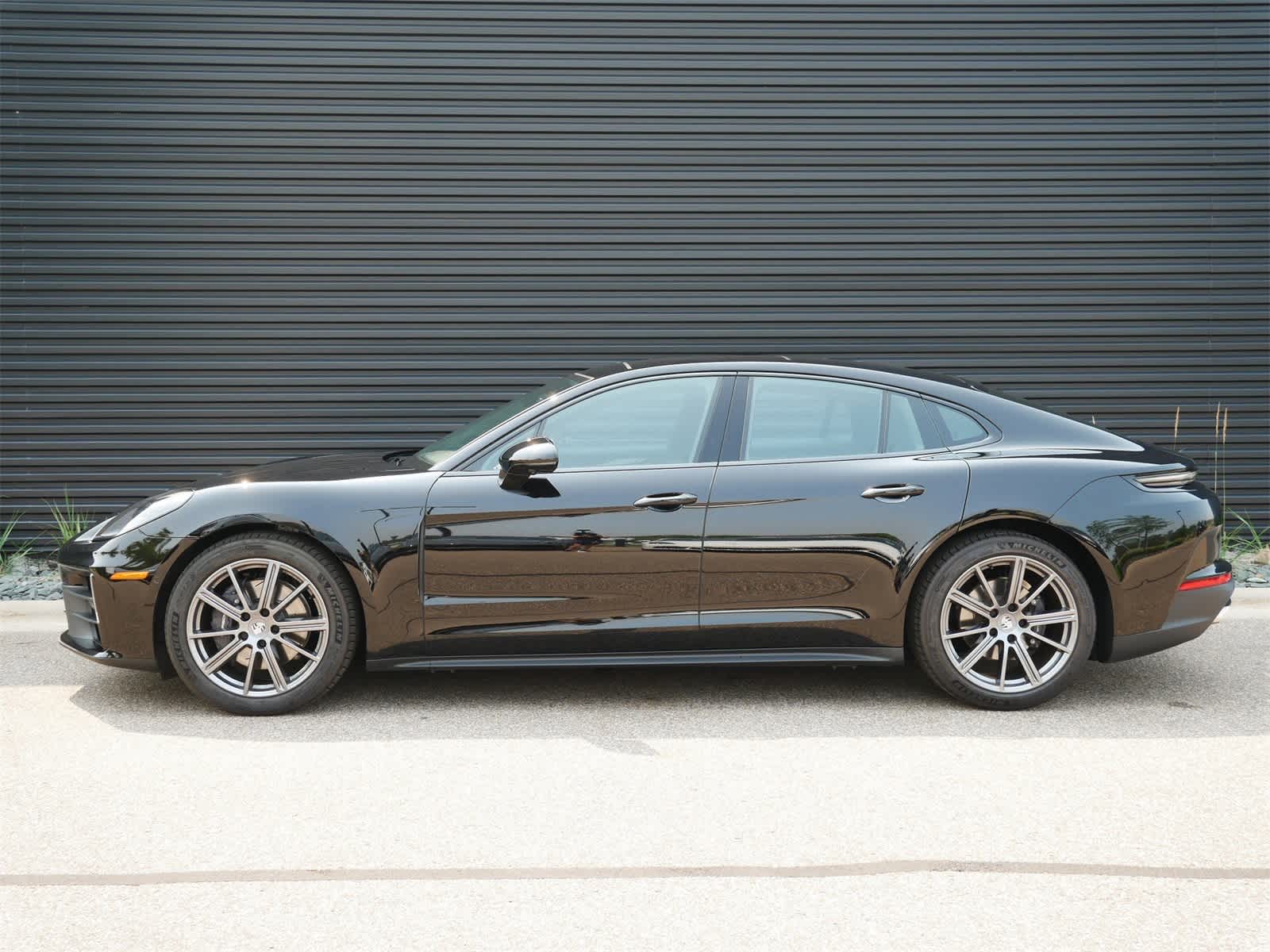 Used 2024 Porsche Panamera Base with VIN WP0AA2YA2RL006887 for sale in Saint Paul, Minnesota