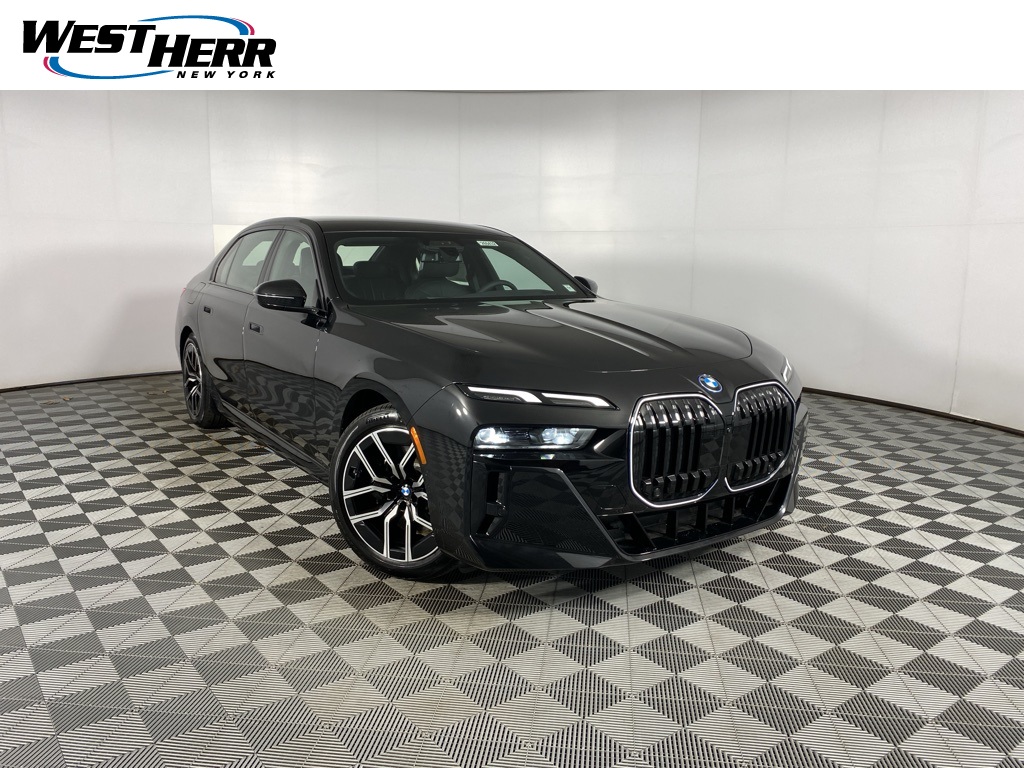 2026 BMW 7 Series 750e's photo