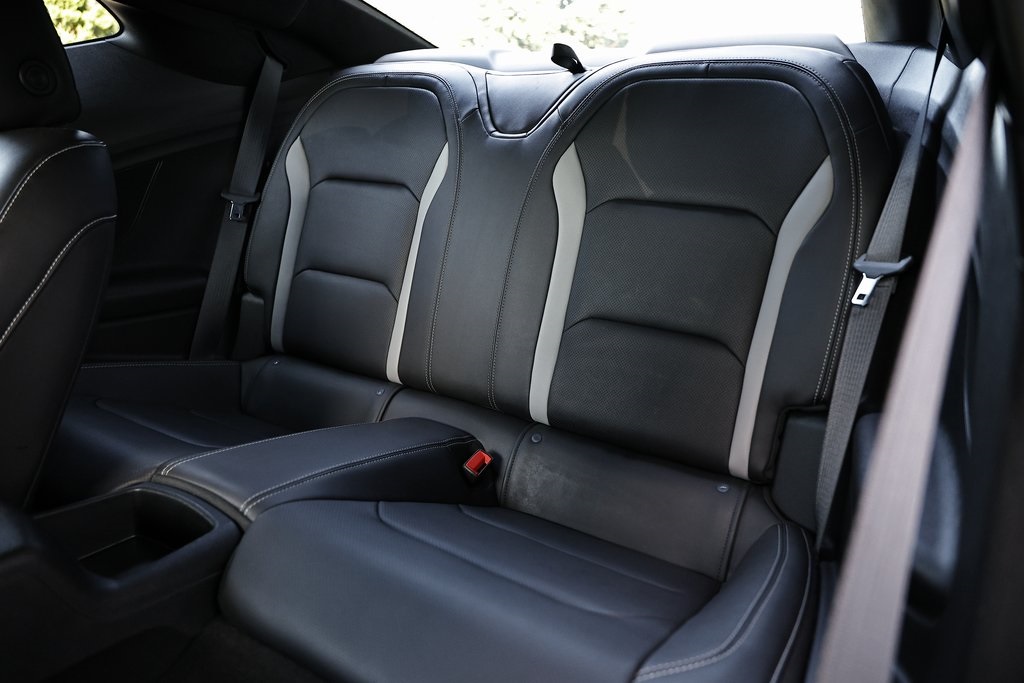 2022 Chevrolet Camaro 2LT photo 26