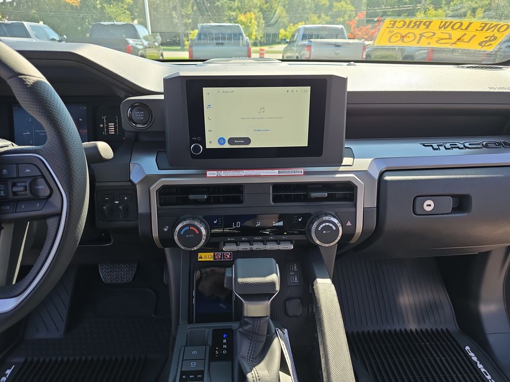 2025 Toyota Tacoma SR5 photo 19