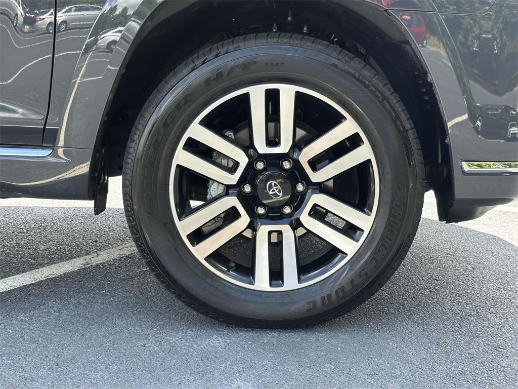 2024 Toyota 4Runner Limited photo 12