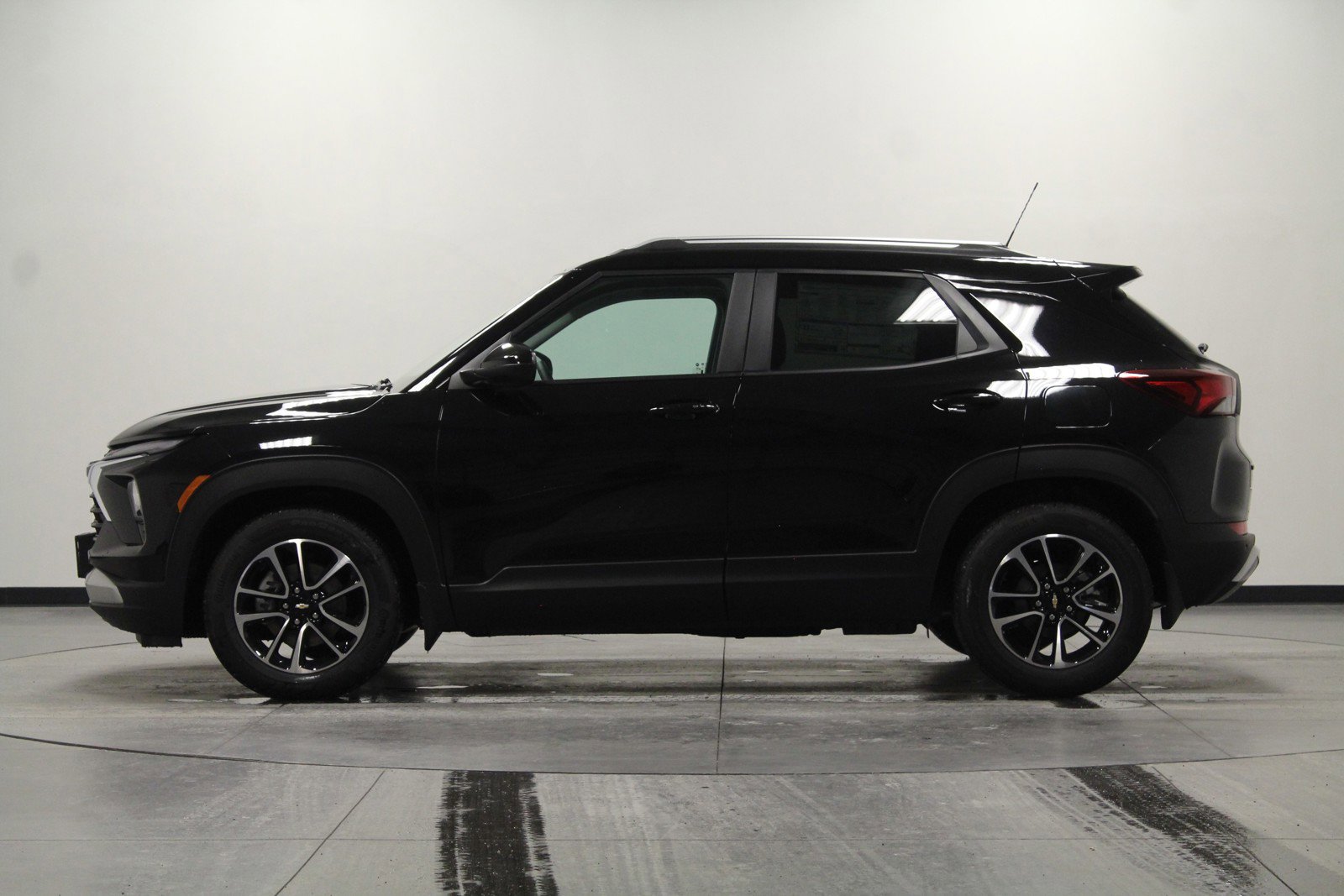2025 Chevrolet Trailblazer LT photo 5