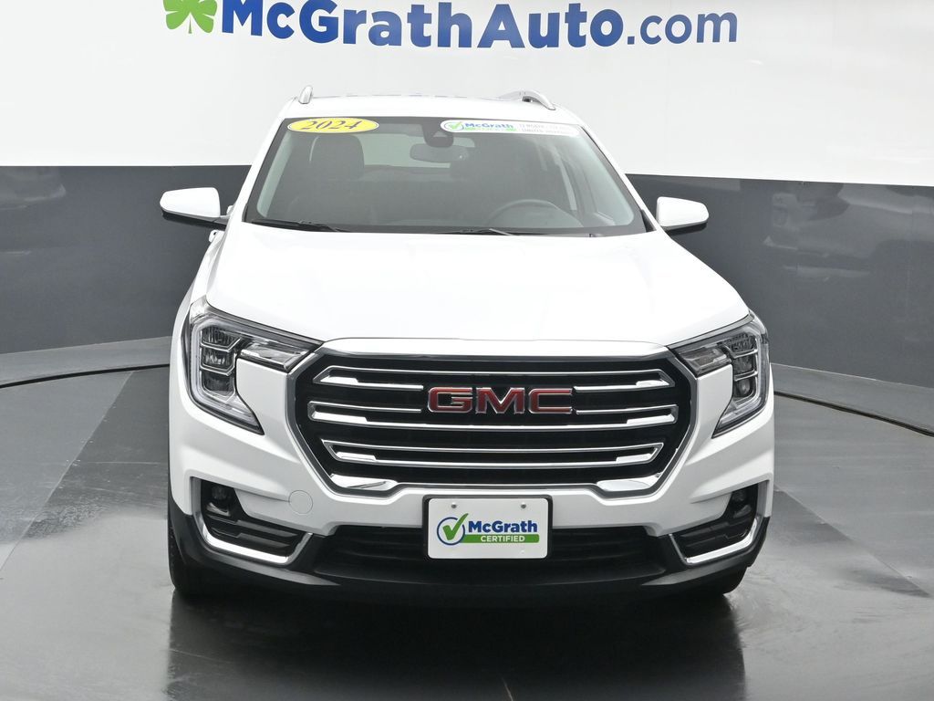 2024 Gmc Terrain SLT photo 2