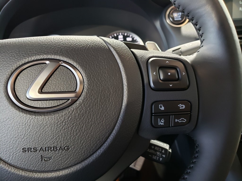2025 Lexus IS 300 photo 16