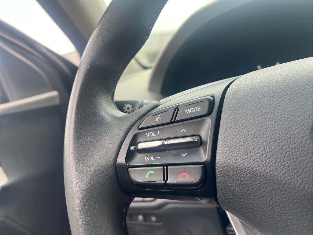 2018 Hyundai Ioniq Plug-In Hybrid photo 19