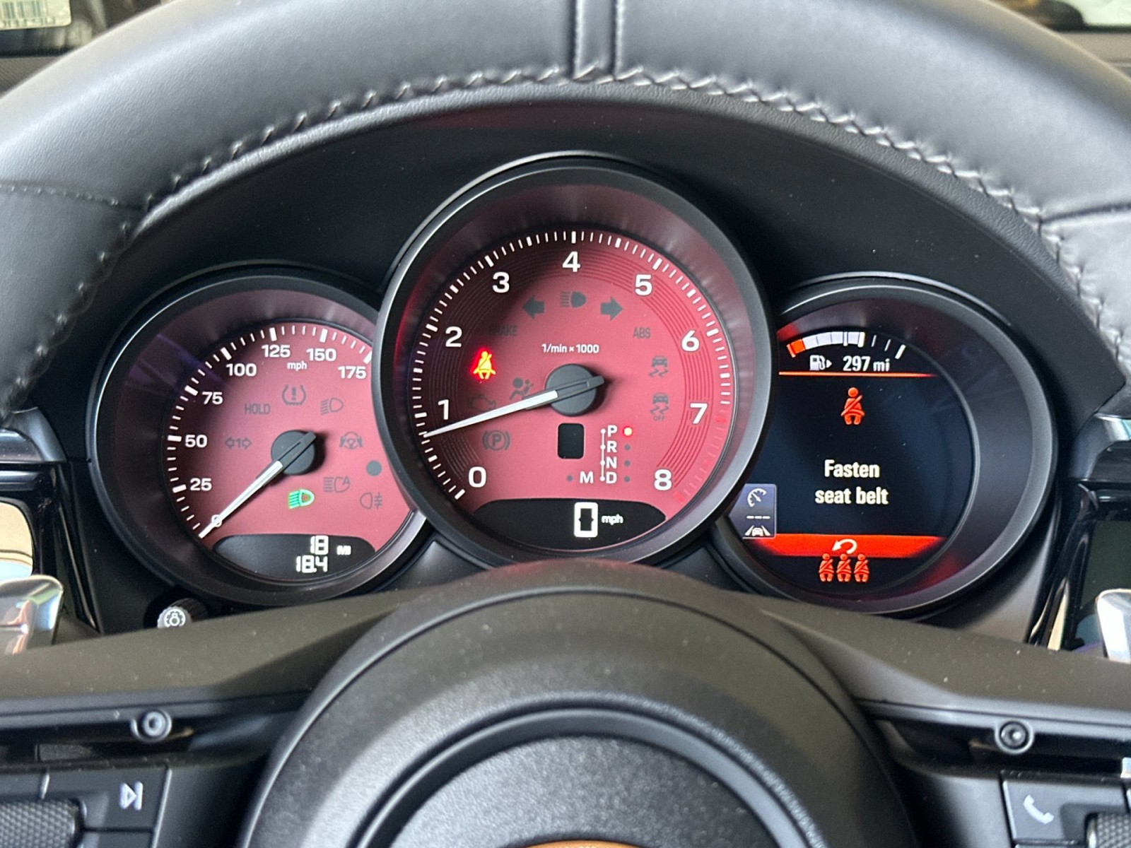 2025 Porsche Macan S photo 20