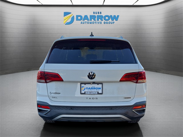 2022 Volkswagen Taos SEL photo 4