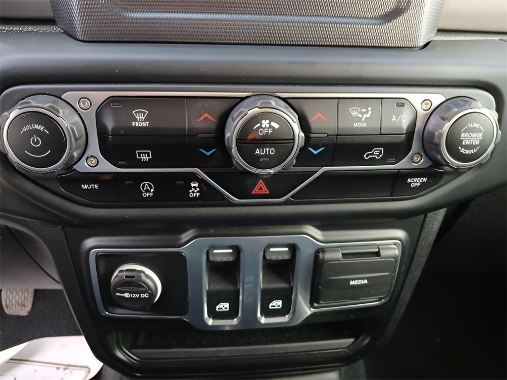 2021 Jeep Wrangler Sport S photo 14