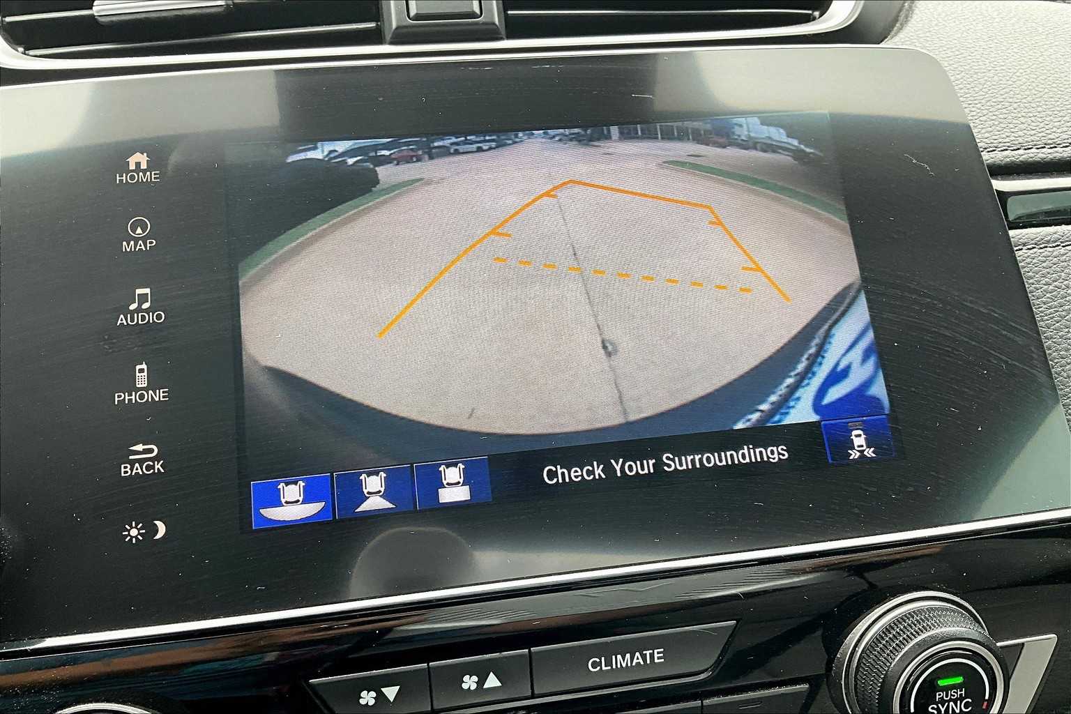 2022 Honda CR-V Hybrid Touring photo 25