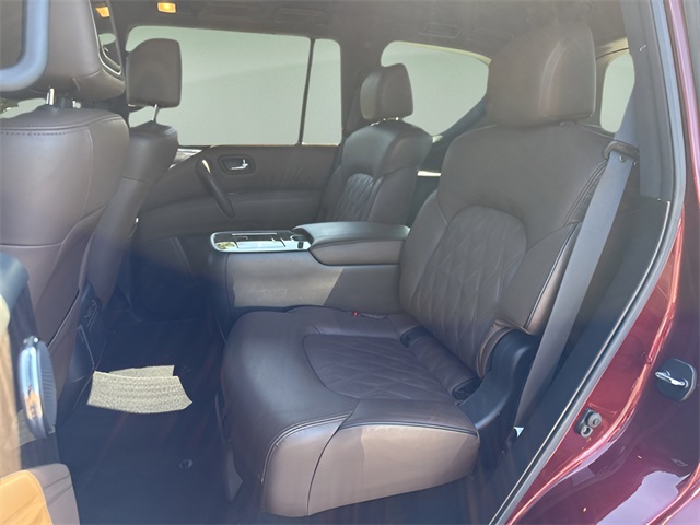 2021 Nissan Armada Platinum photo 17