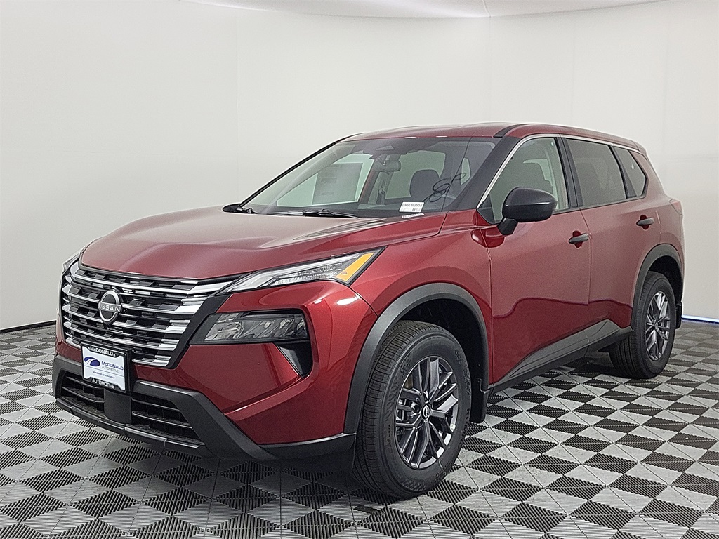 2025 Nissan Rogue S's photo