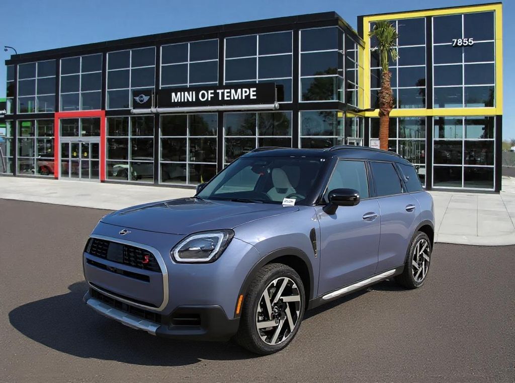 2026 MINI Countryman S's photo