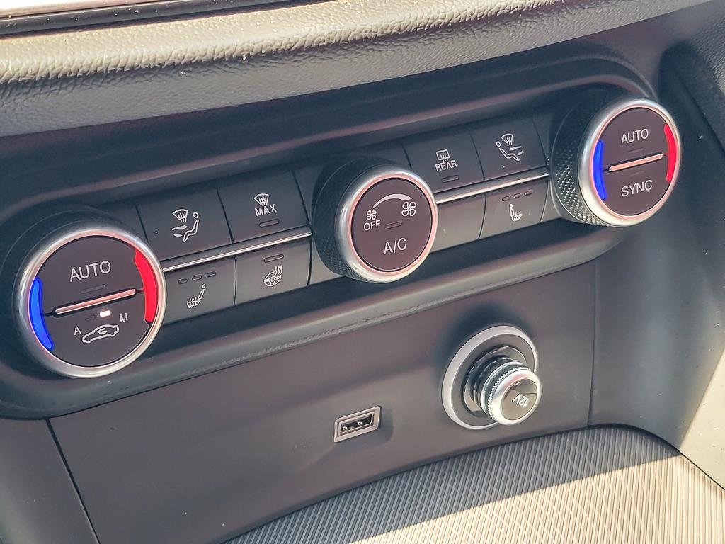 2022 Alfa Romeo Stelvio Ti Sport photo 14