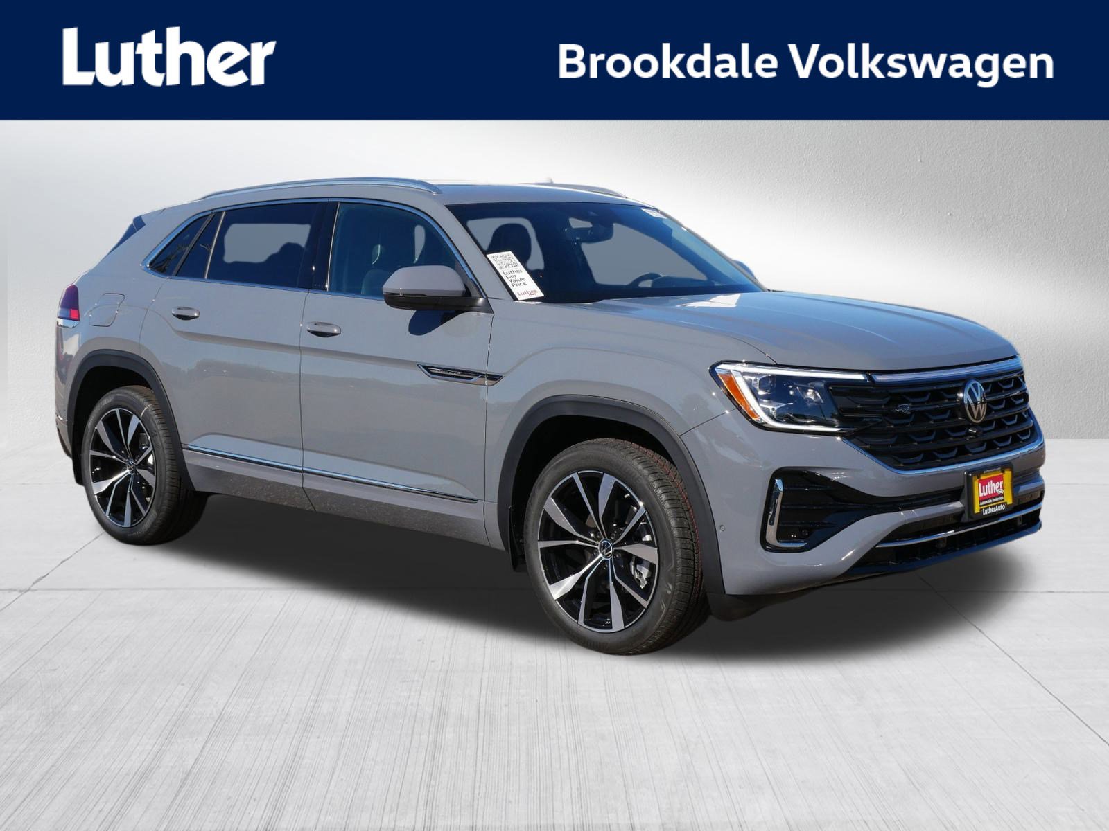 2026 Volkswagen Atlas Cross Sport SEL Premium R-LINE's photo