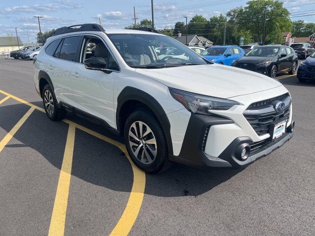 2024 Subaru Outback Premium photo 3