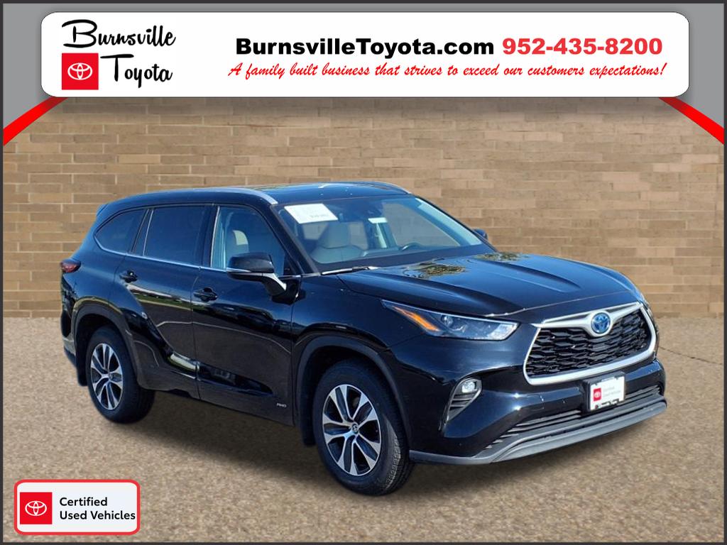 2022 Toyota Highlander XLE's photo