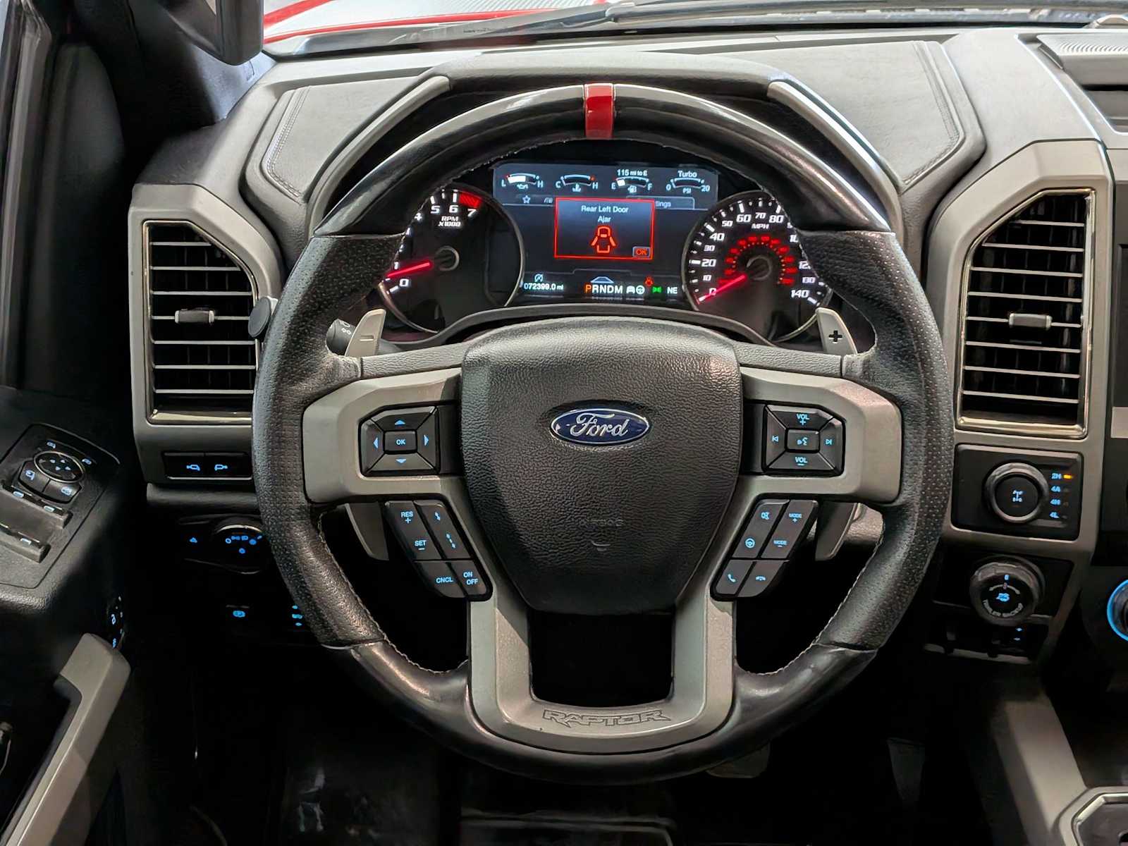 2019 Ford F-150 Raptor photo 22