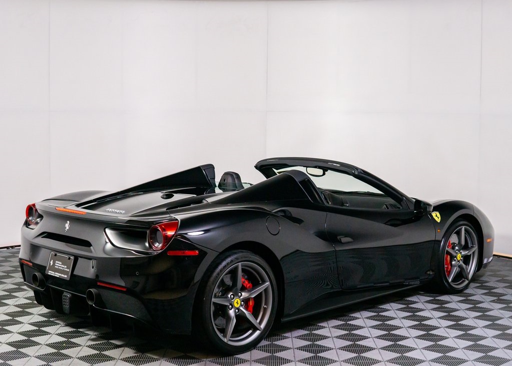 2018 Ferrari 488 Spider photo 13
