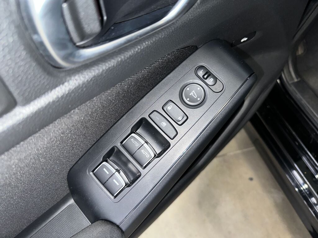 2022 Honda Civic Sport photo 4
