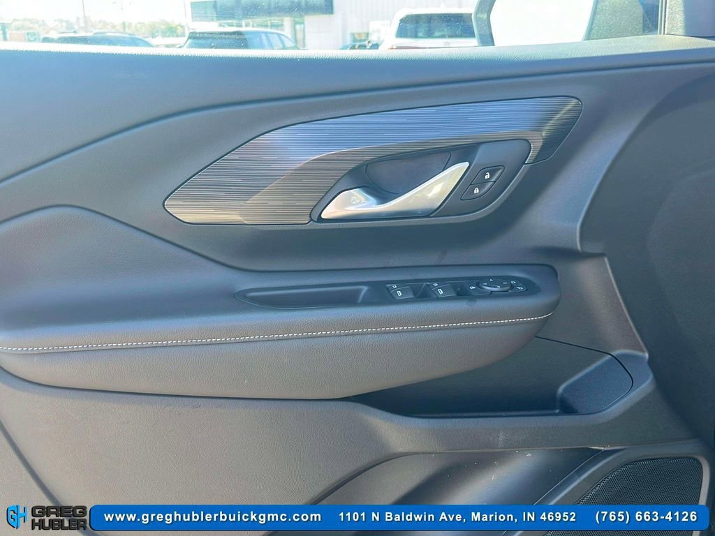 2022 Gmc Terrain SLE photo 16