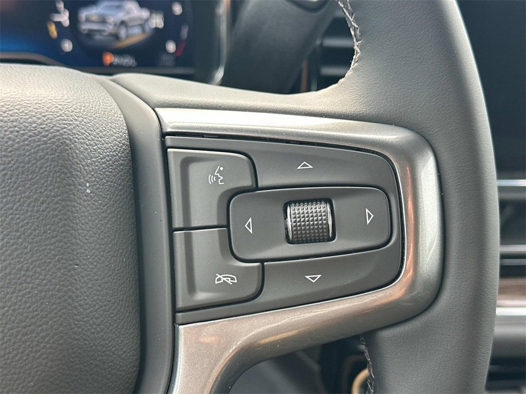 2025 Chevrolet Silverado 1500 LT photo 18