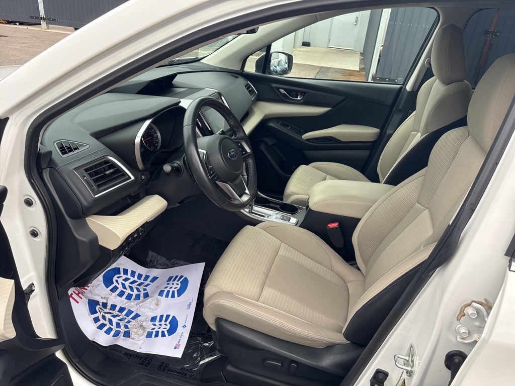 2022 Subaru Ascent Premium photo 9