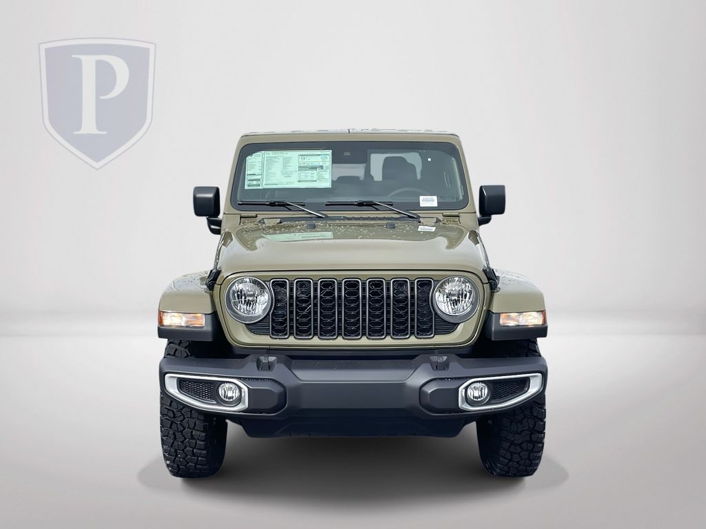 2025 Jeep Gladiator Sport photo 2