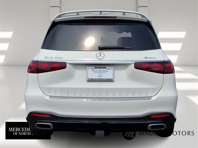 2025 Mercedes Benz GLS 450 4MATIC photo 3