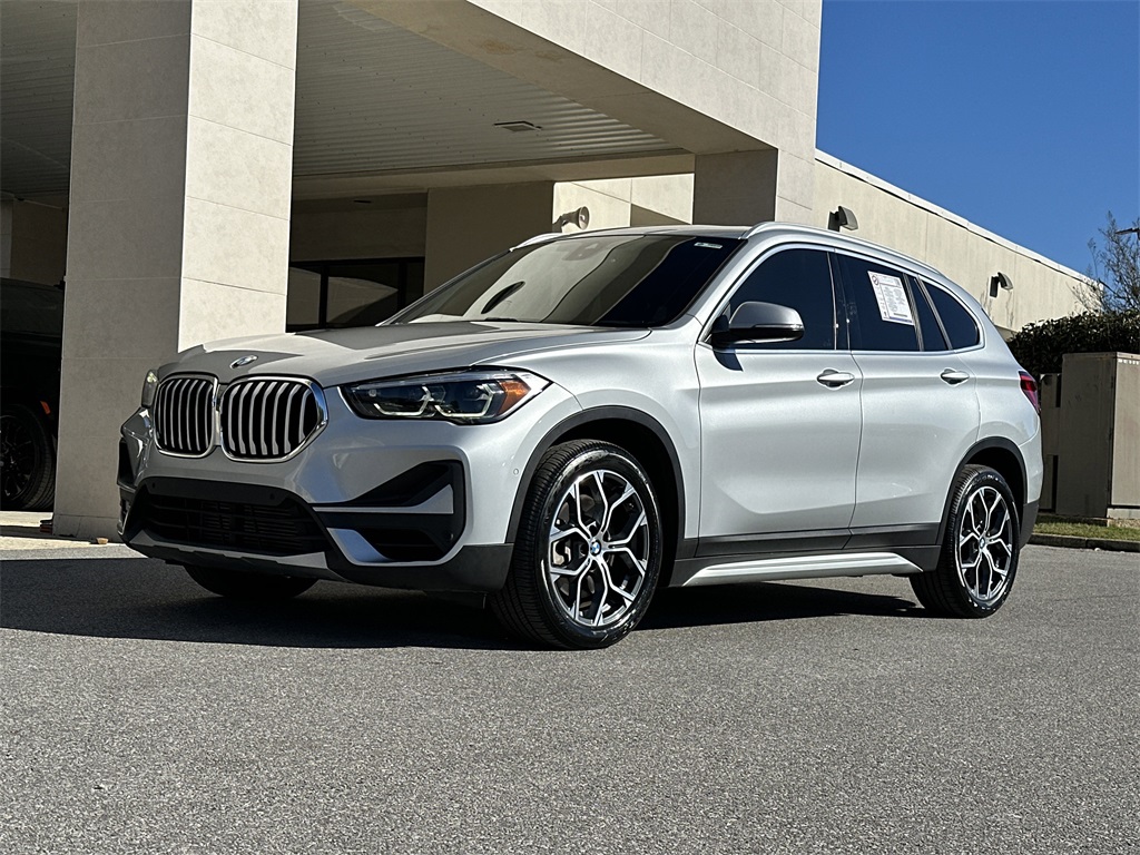 2021 BMW X1 28i's photo