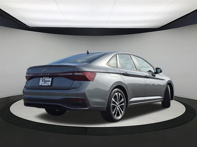 2026 Volkswagen Jetta Sport photo 4