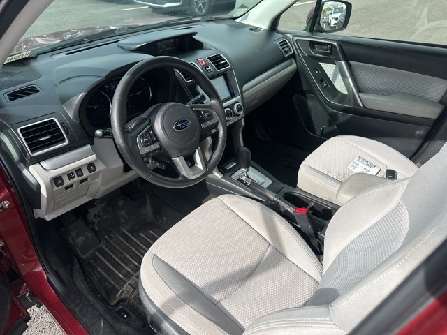 2018 Subaru Forester 2.5i Premium photo 3