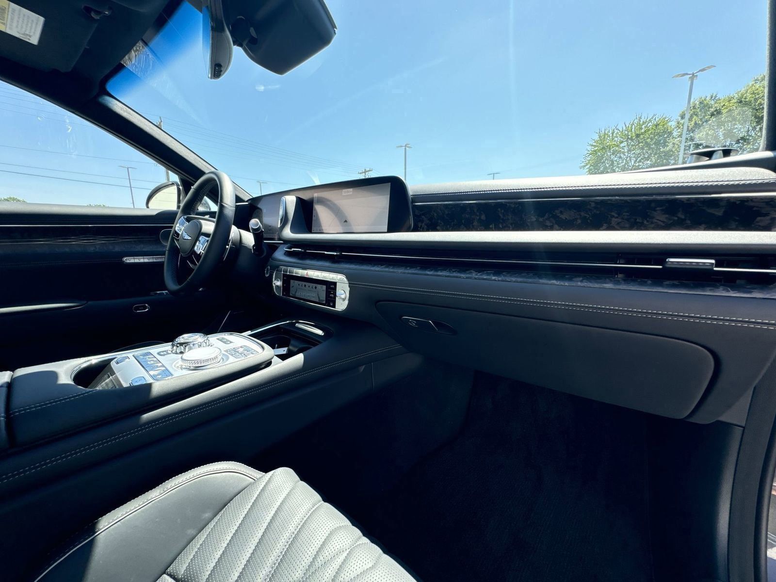 2024 Genesis G90 3.5T E-Supercharger photo 11