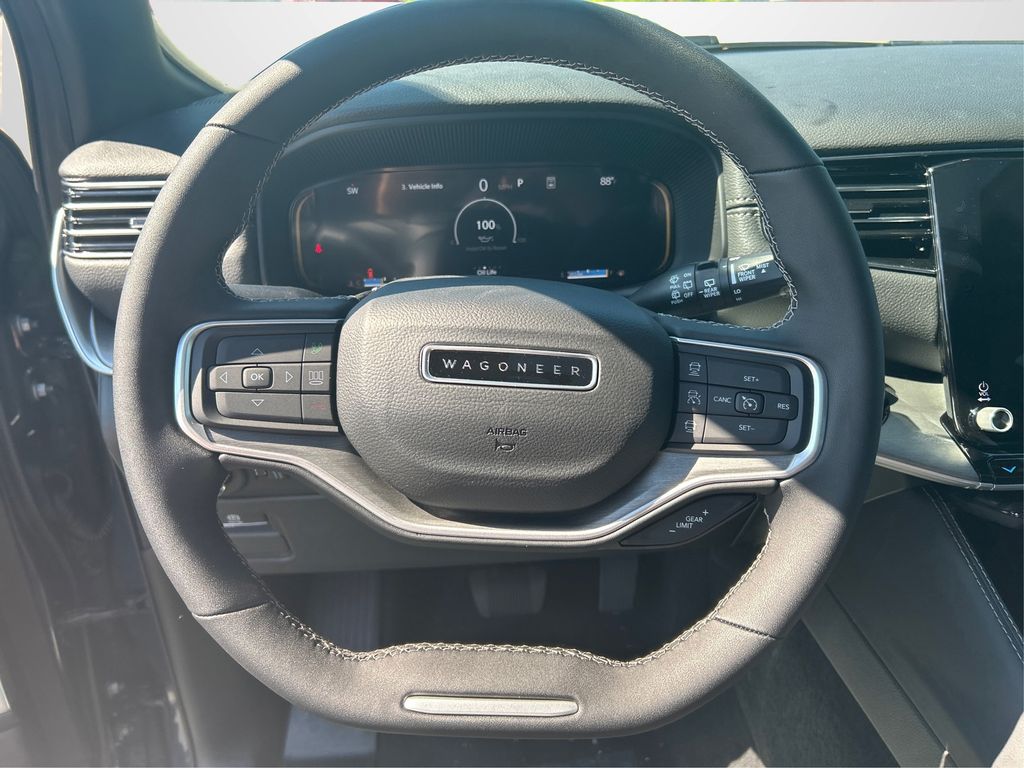 2025 Jeep Wagoneer Series III photo 18