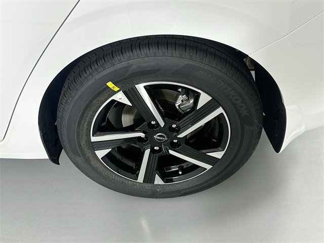2025 Nissan Sentra SV photo 11